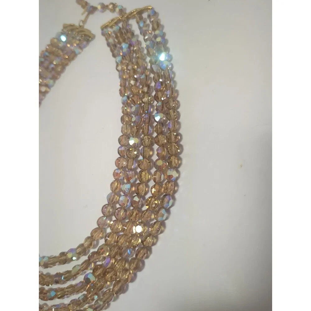 Vintage stunning strand